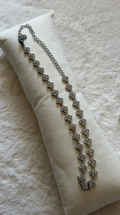 Collier NOA