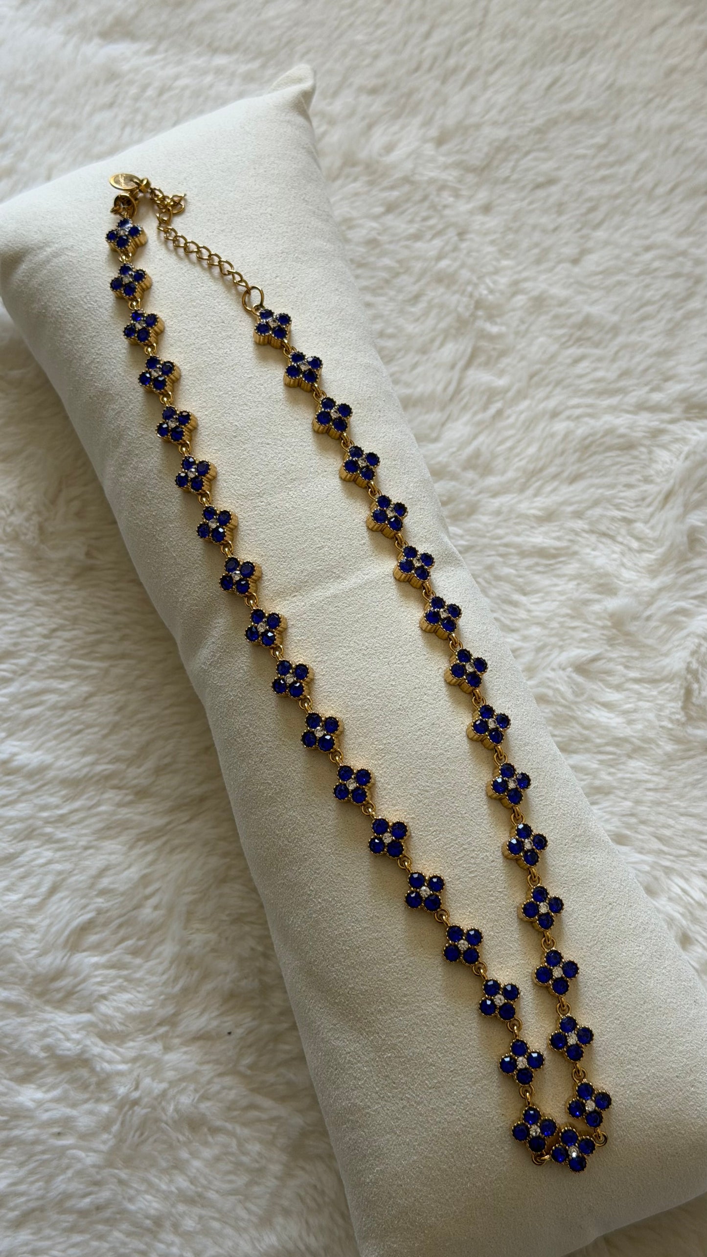 Collier NOA